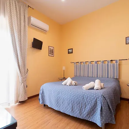 Medina H. Lifestyle Historical Area, By Clapa Group Dislocated Hospitality Неаполь